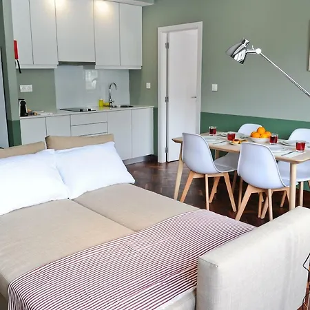Apartment Neegroni Balcony In - By Misha's Place 1a Lisbon