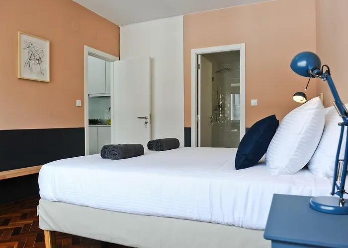 Neegroni Balcony In - By Misha's Place 1a شقة